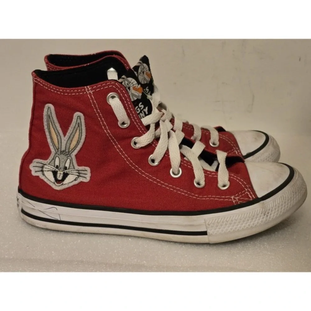 CONVERSE All Star Chuck Taylor‎ Red Bugs Bunny Looney Tunes High Top Kids Size 2